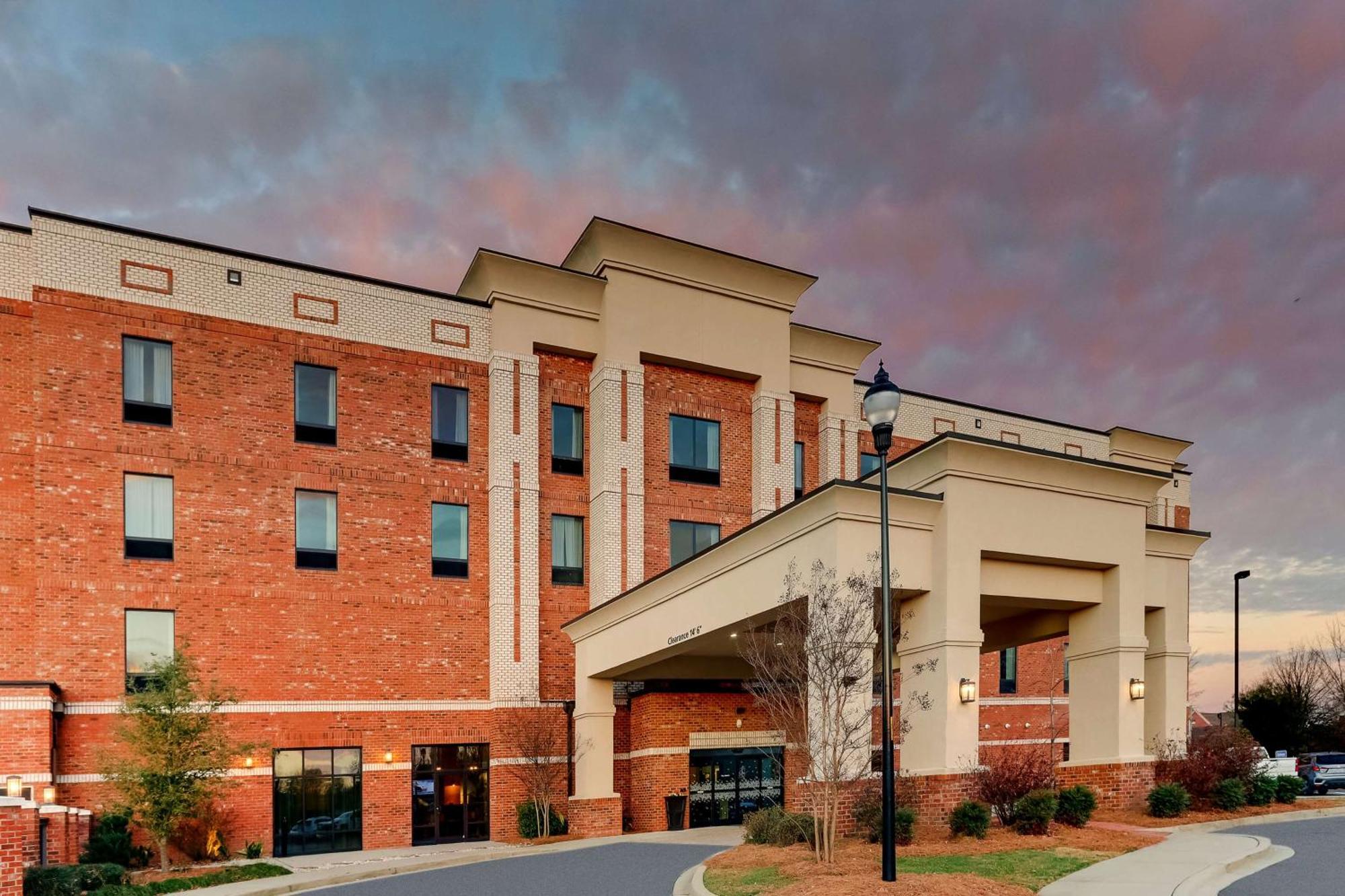 Hampton Inn & Suites - Hartsville, Sc מראה חיצוני תמונה